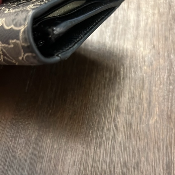 EUC CELINE WALLET BROWN & BLACK W/ HORSE & CARRIAGE - Picture 12 of 13